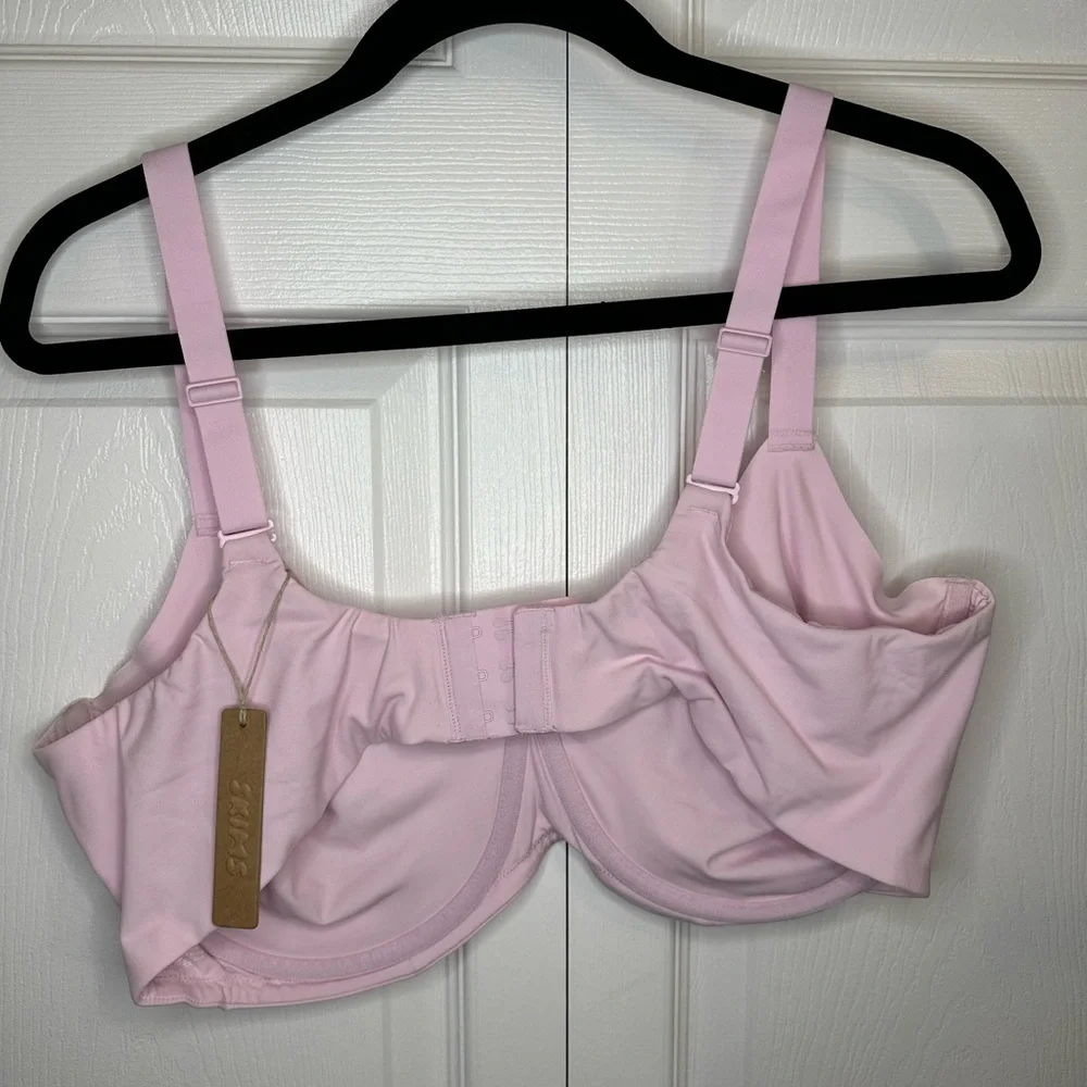 SKIMS Fits Everybody Unlined Demi Bra Sz.44D Cherry Blossom - Picture 2 of 4